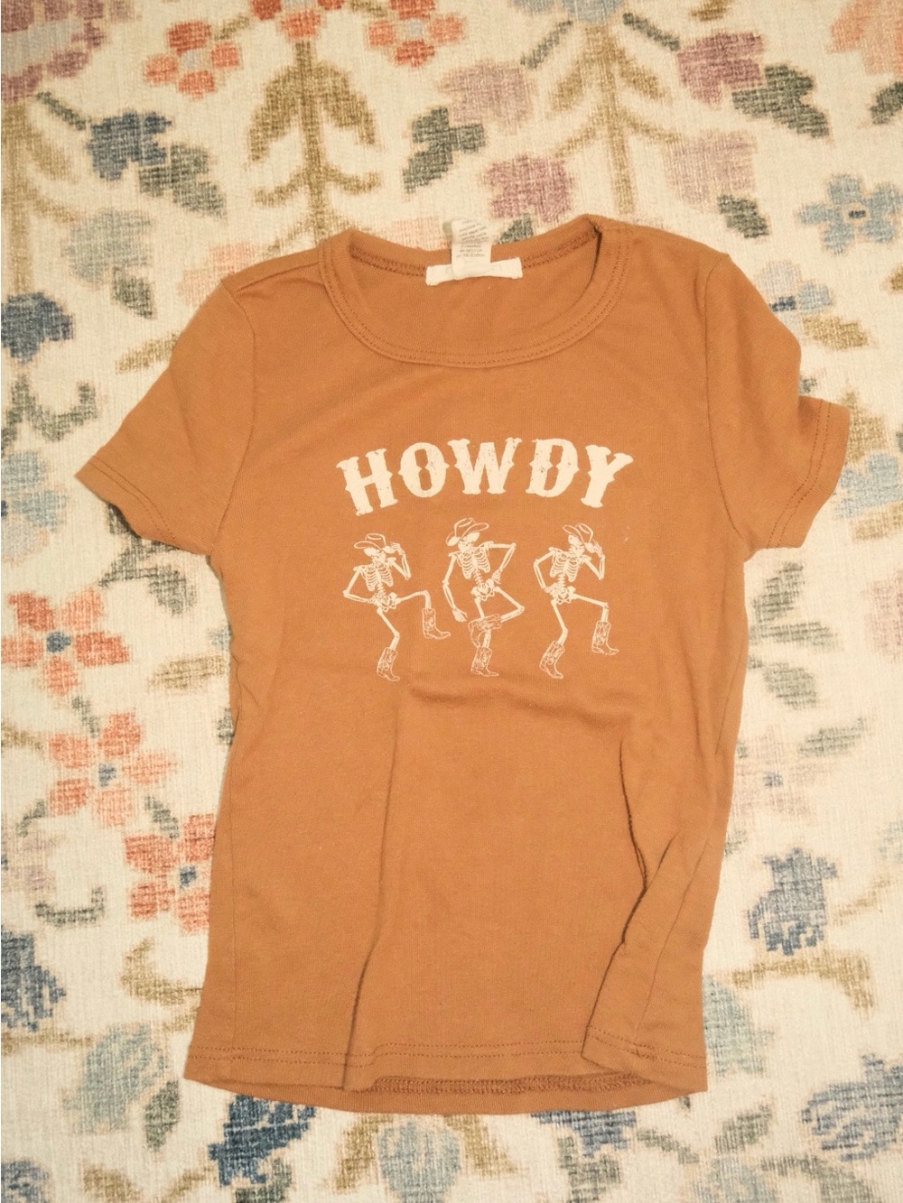 Tilly's HOWDY Graphic Tee - Brown